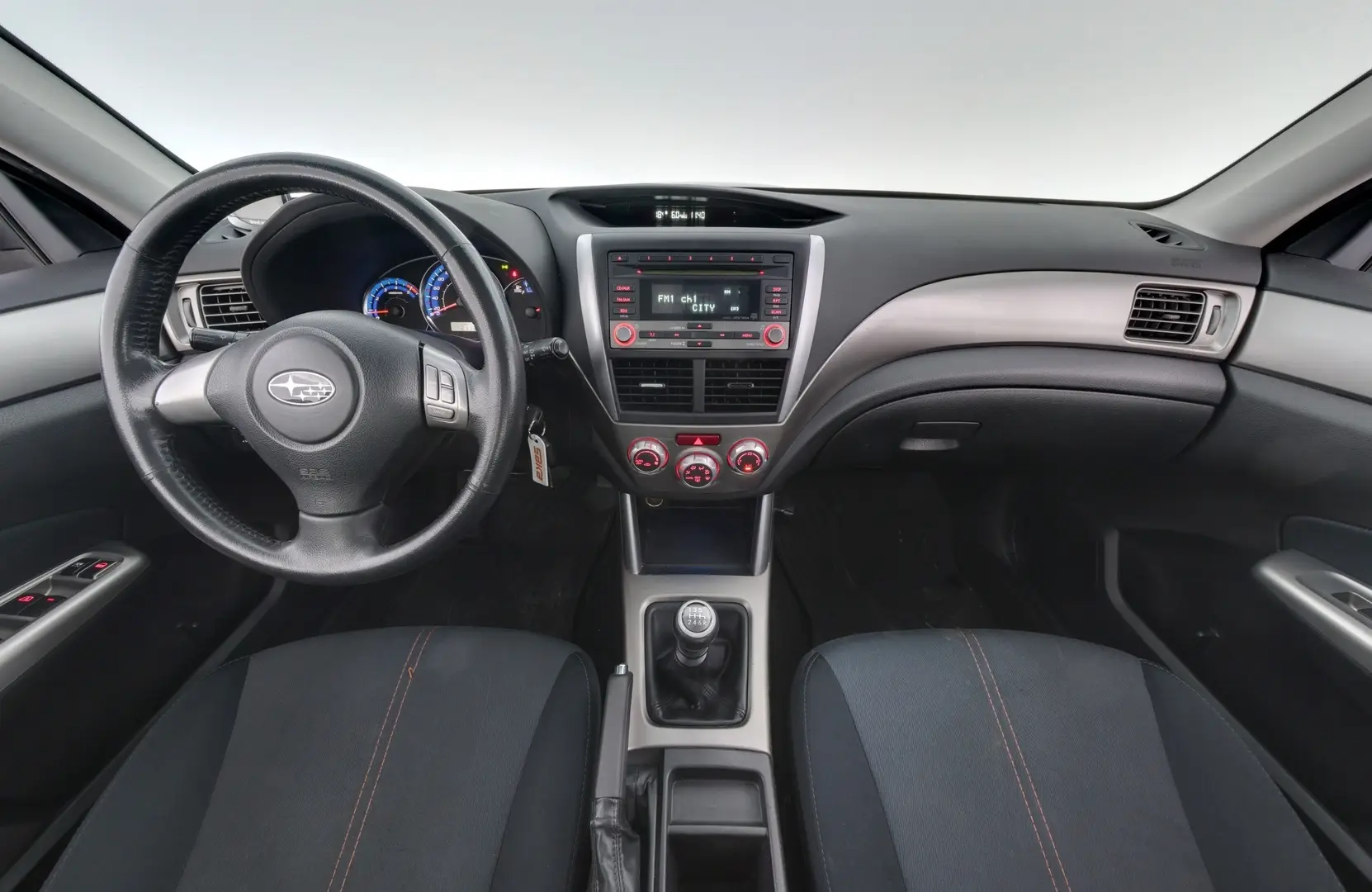 Car Image - 6w2LRCql21PKkiwvf27ZPI