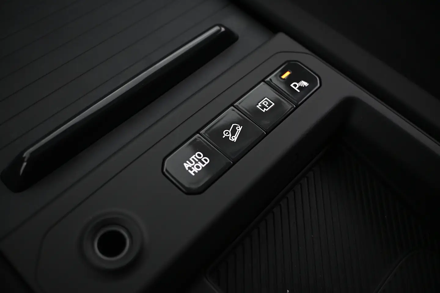Car Image - 3Tkj2klTEDPP4cLjxPQVqe