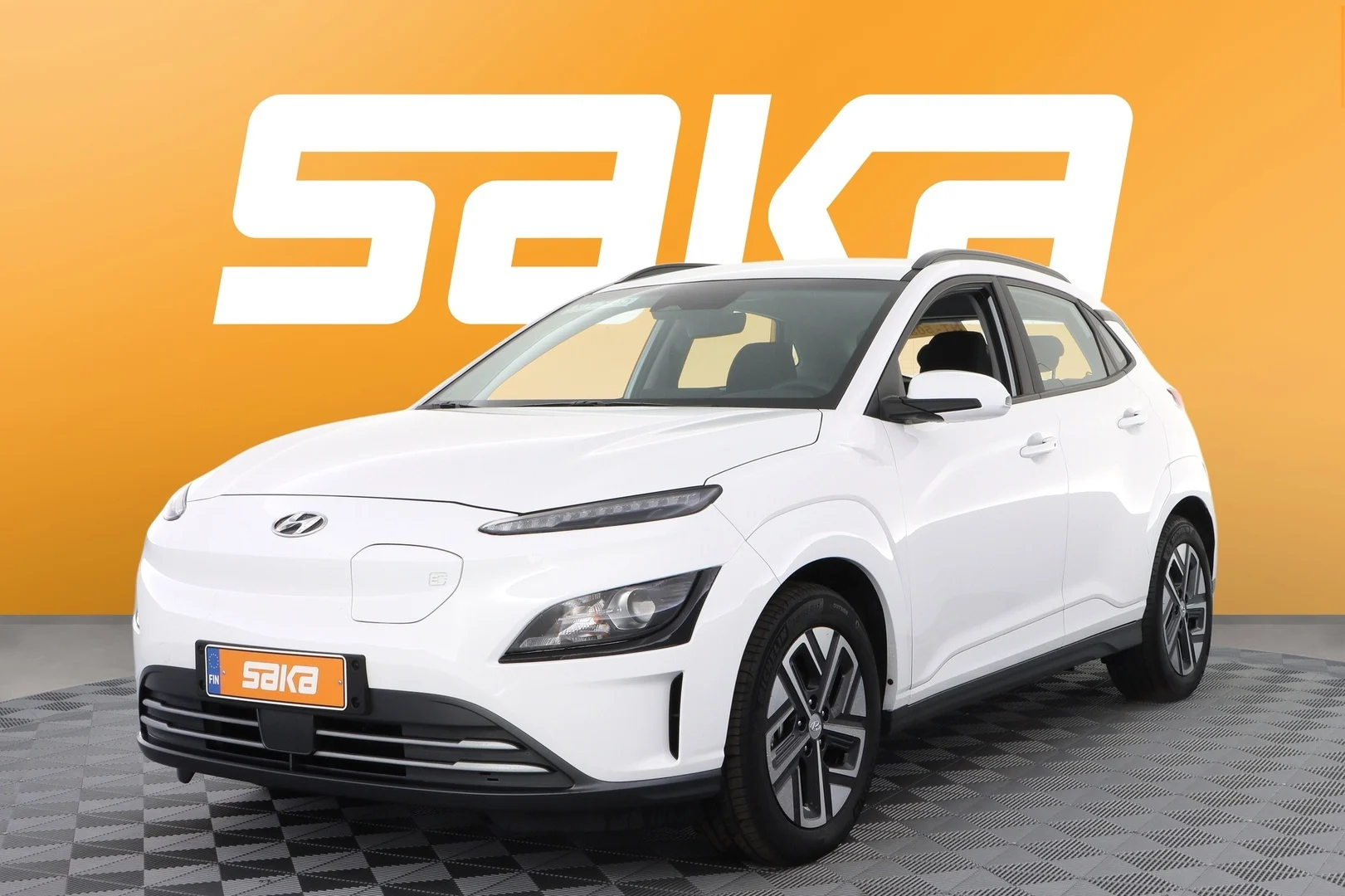 Car Image - 4sR4fbSn7uHkdHiFiIviIb