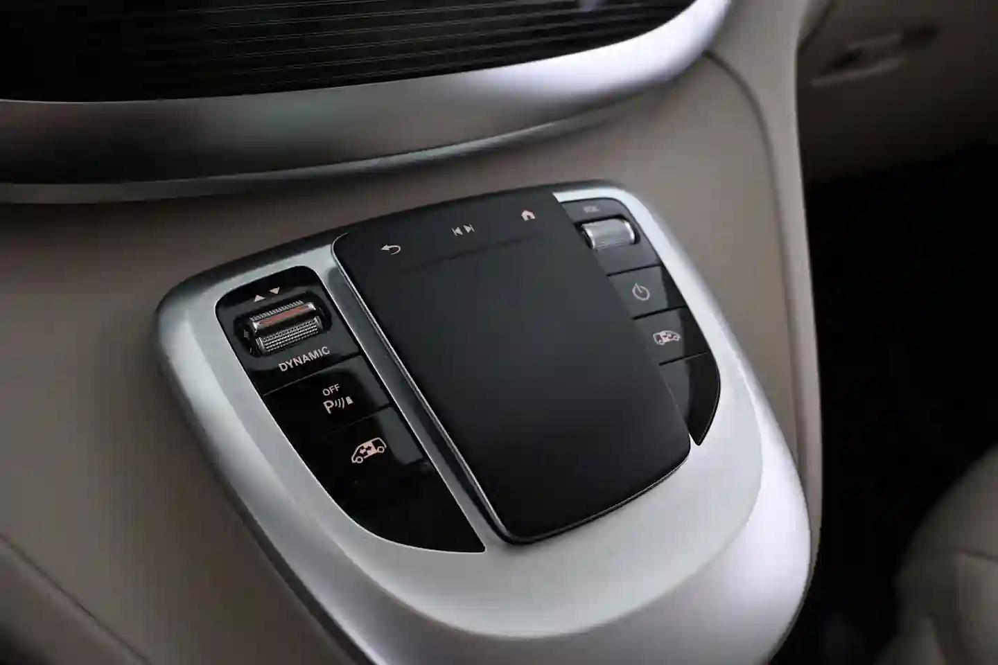 Car Image - 6Ufz4DaeryJ0qQVRkNadZG
