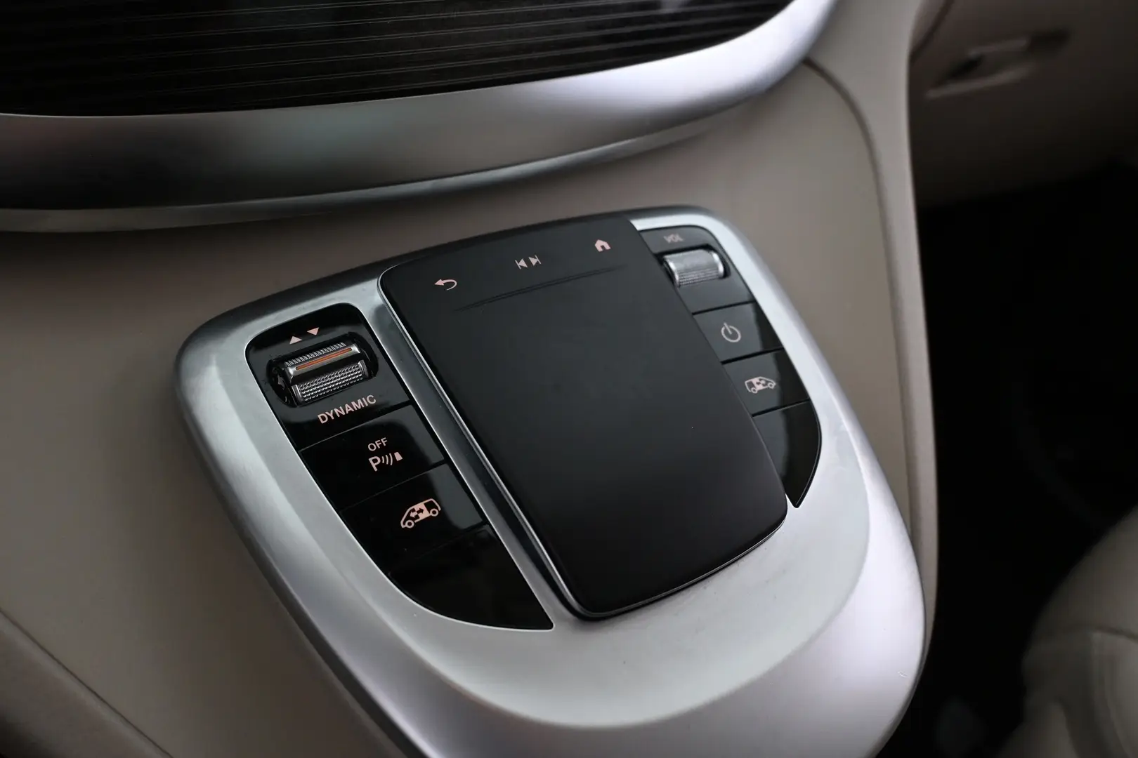 Car Image - 6Ufz4DaeryJ0qQVRkNadZG