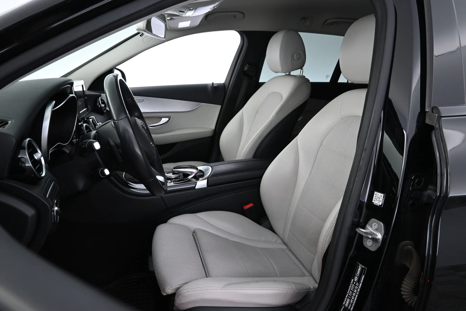 Car Image - 16x3txL7Gh68v6AJHuMkIt