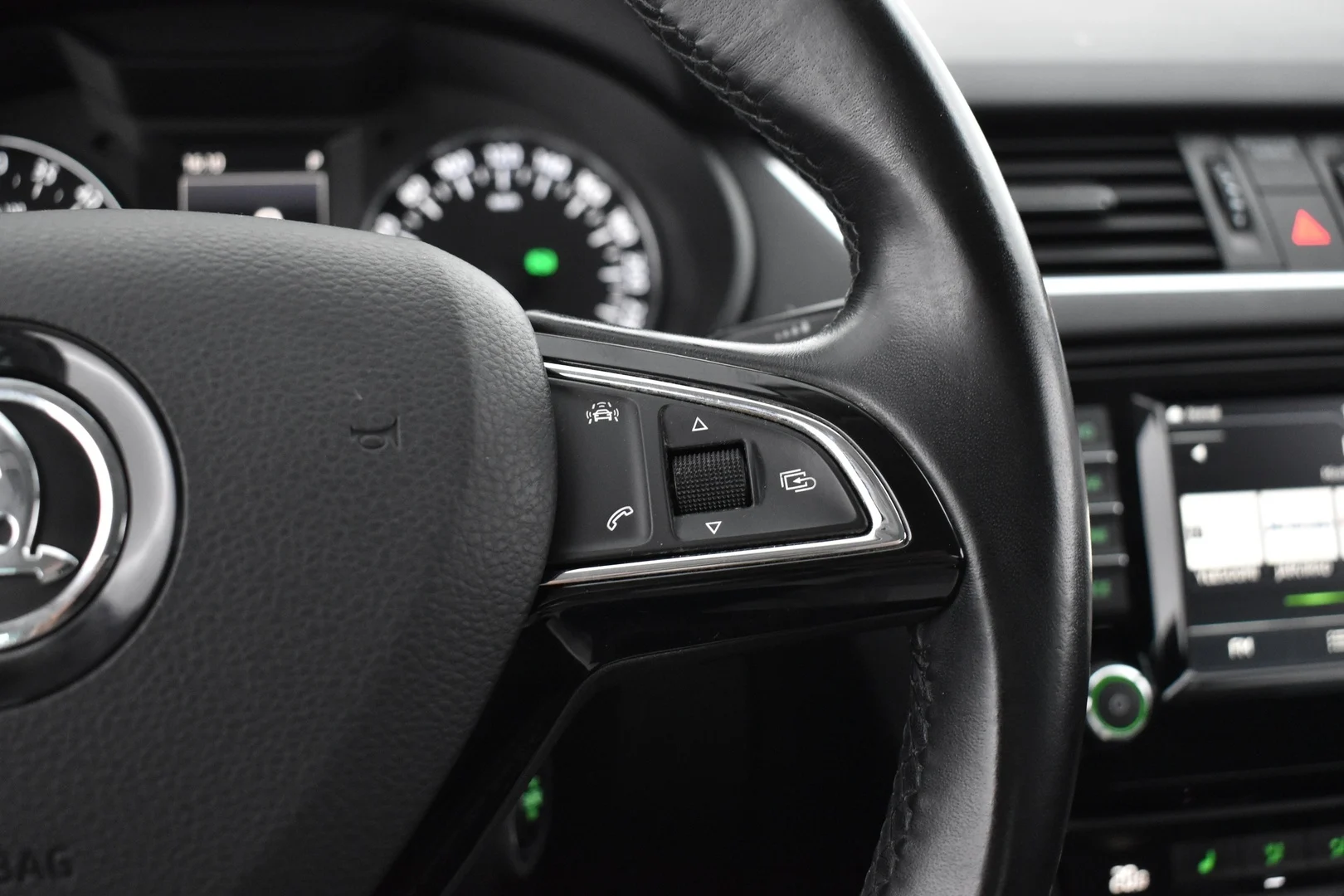 Car Image - 4oWb9oRAY5osejVxI5SCGV