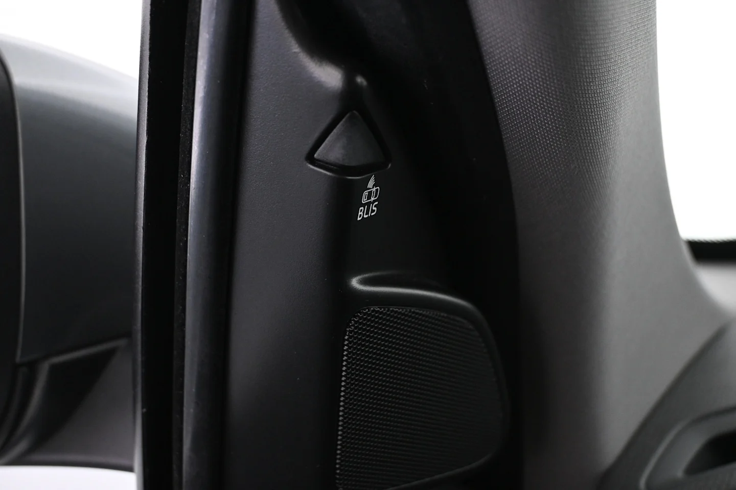 Car Image - 2mrvOboysSfymTPrAoRw71