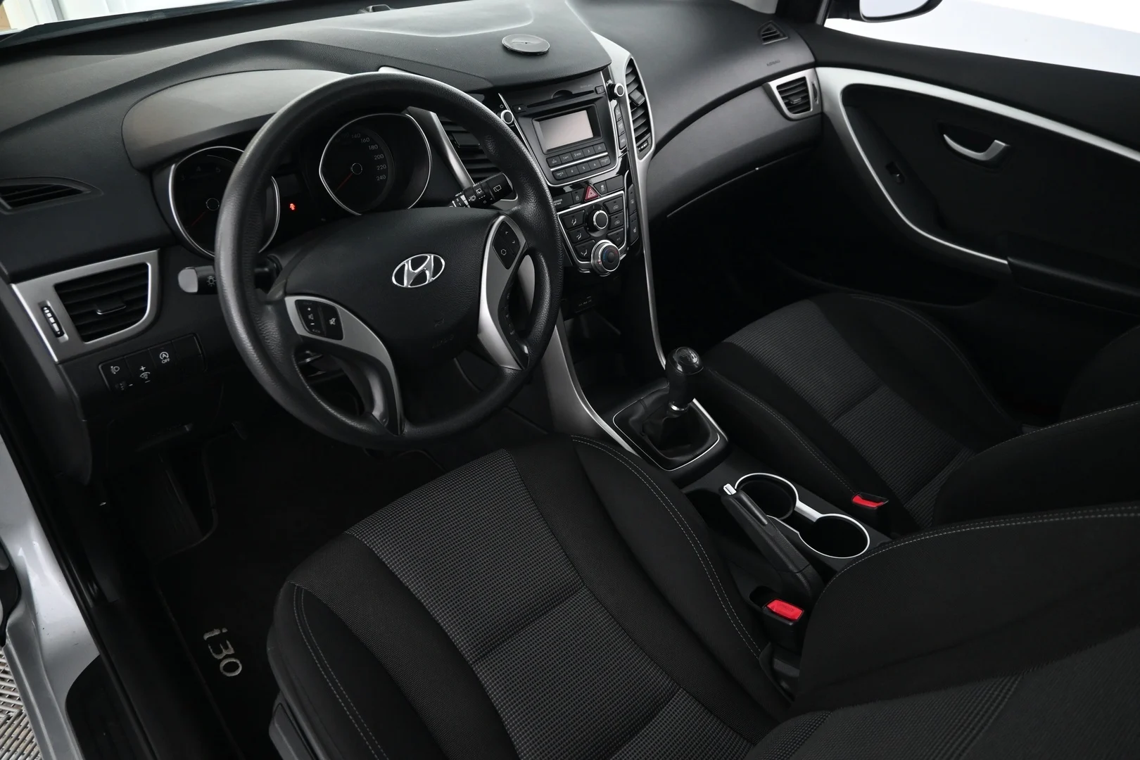 Car Image - 74uA31mwC69ItRJSgbyE29