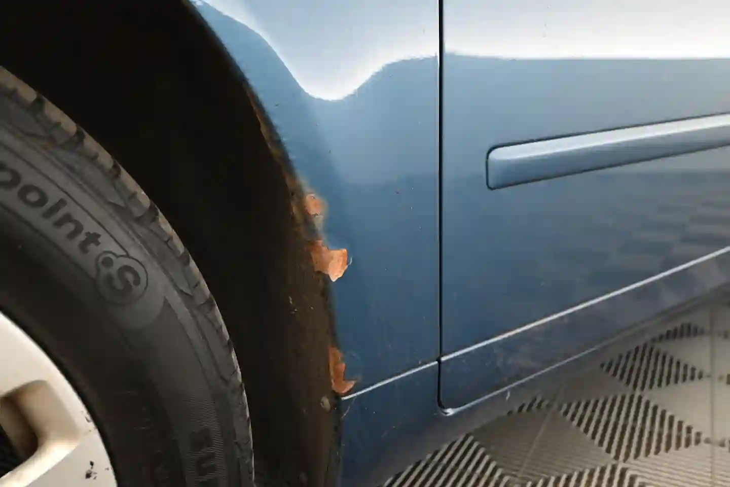 Car Image - 63vyIpfGKLKyzKUb1Umx9k