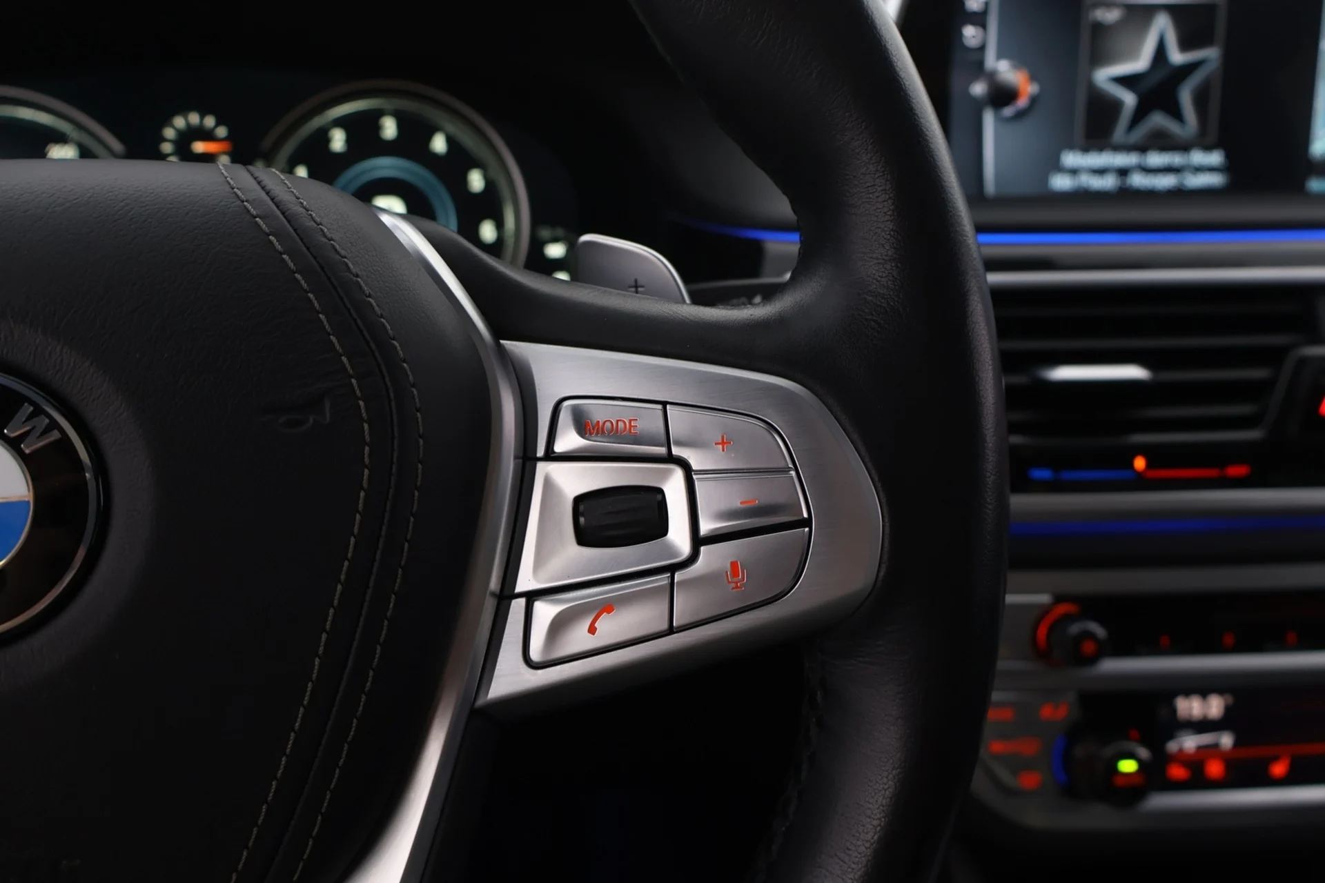 Car Image - liVEyLGqy73B1bmfjZ2No