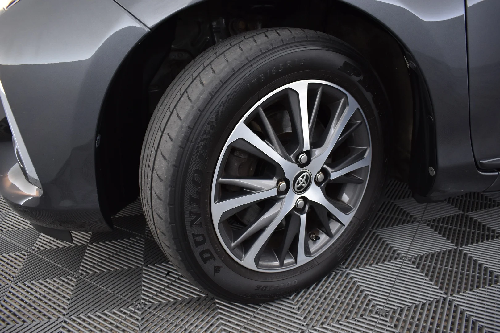 Car Image - 3aYu0Jfwabw4Lfz19jHwXx