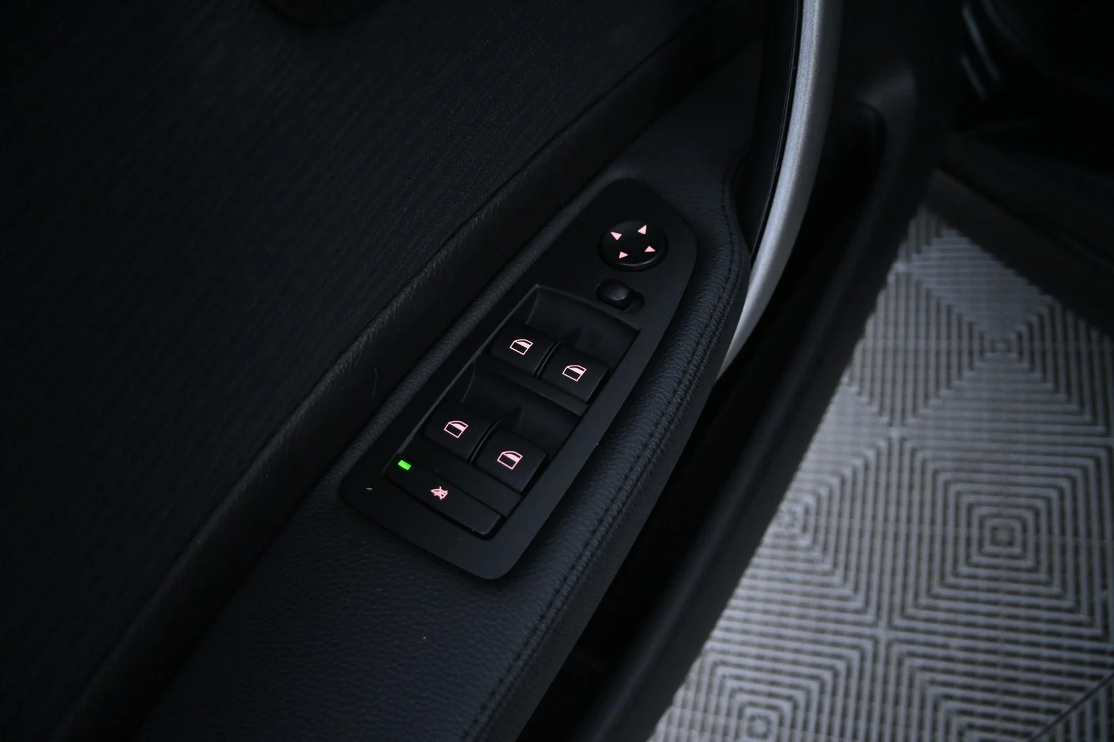 Car Image - 1nr58tzFgrkXfxt784lPHs