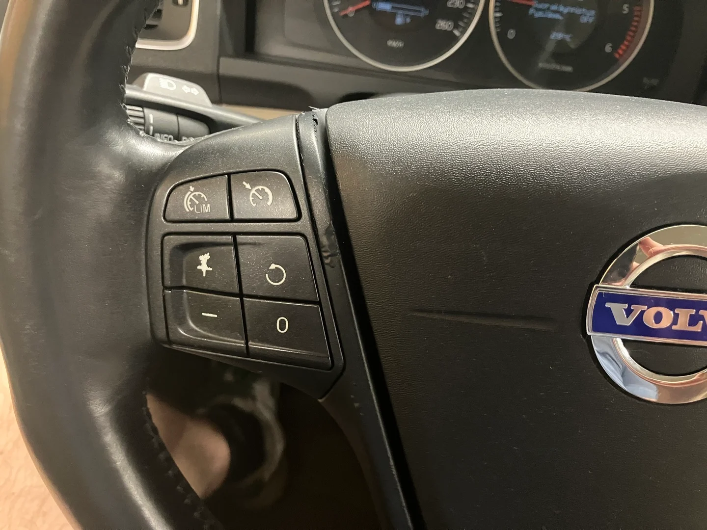 Car Image - 2PZt7PrXb5VgETwes3yGfw
