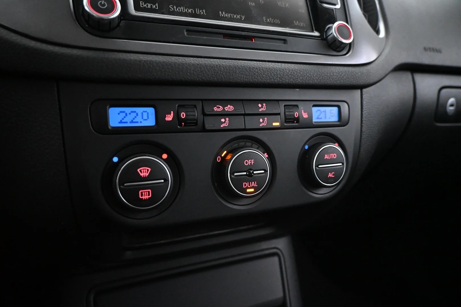 Car Image - 6IdZyyYtk9lEkNsVujGKCD