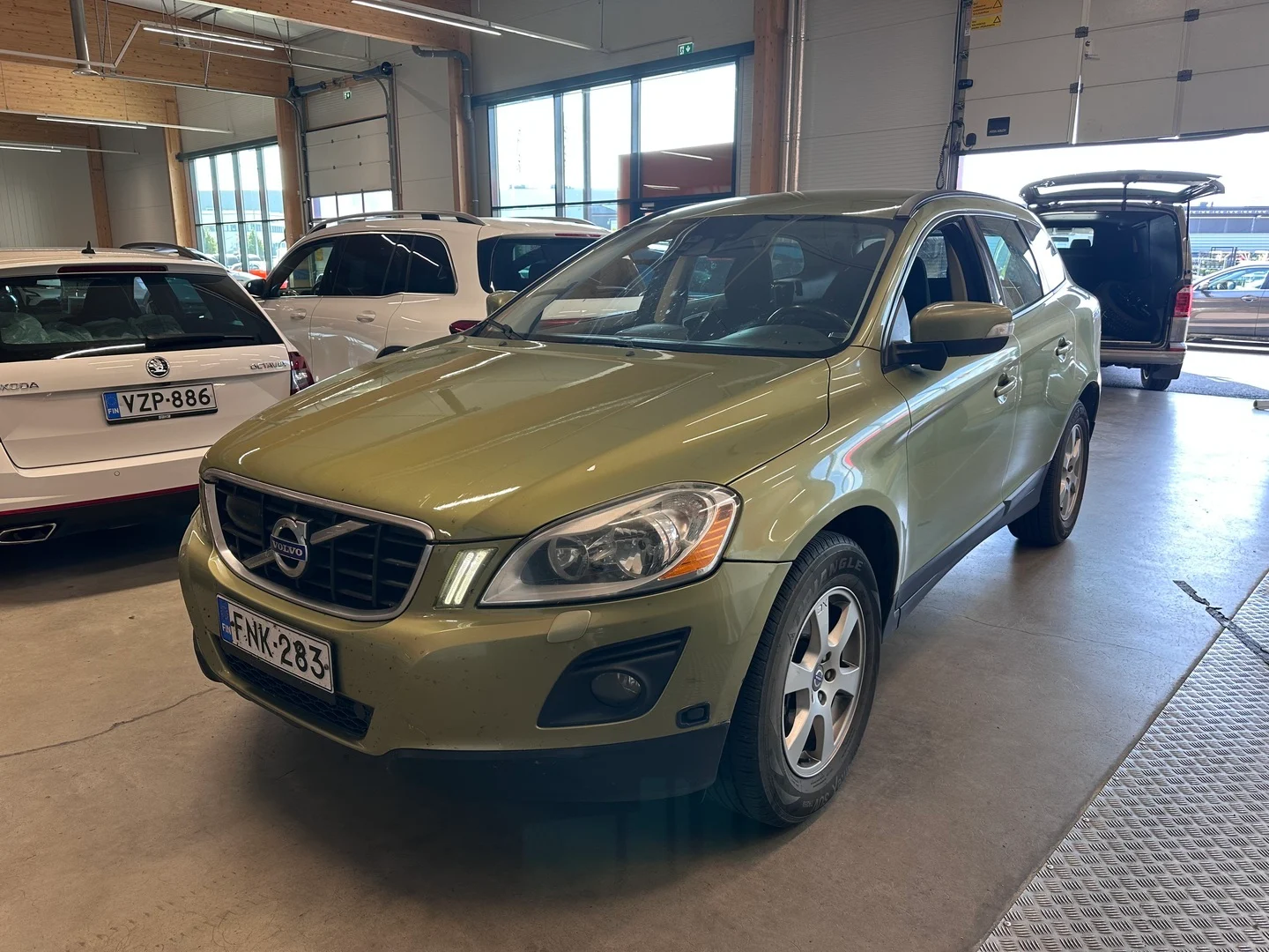 Car Image - 4nVG1WOJvapr7euWHndE19