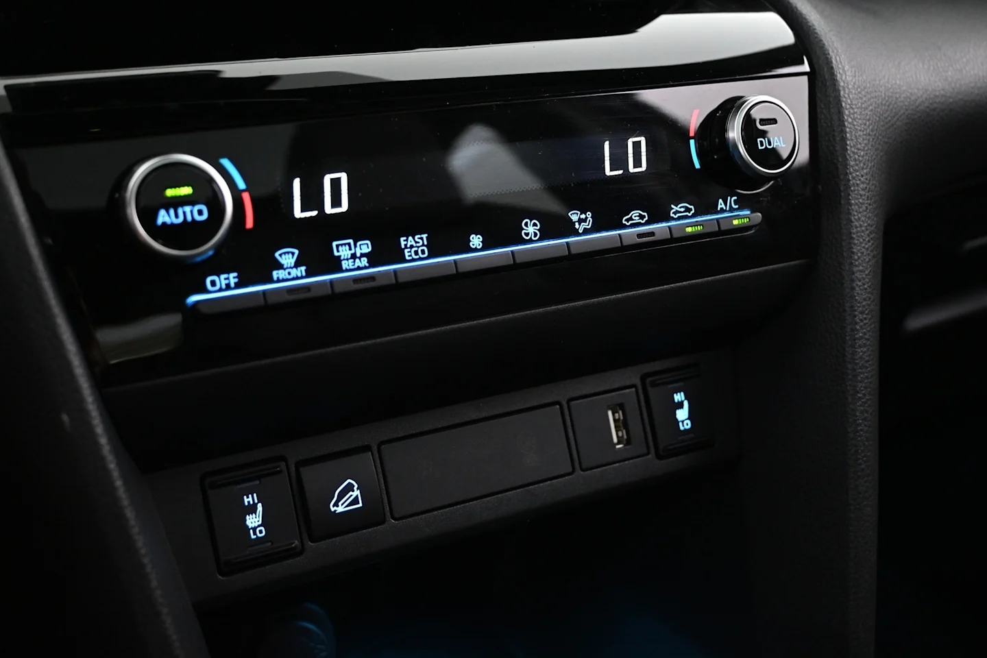 Car Image - 14DBduBVlzPTYMZouDvpUn
