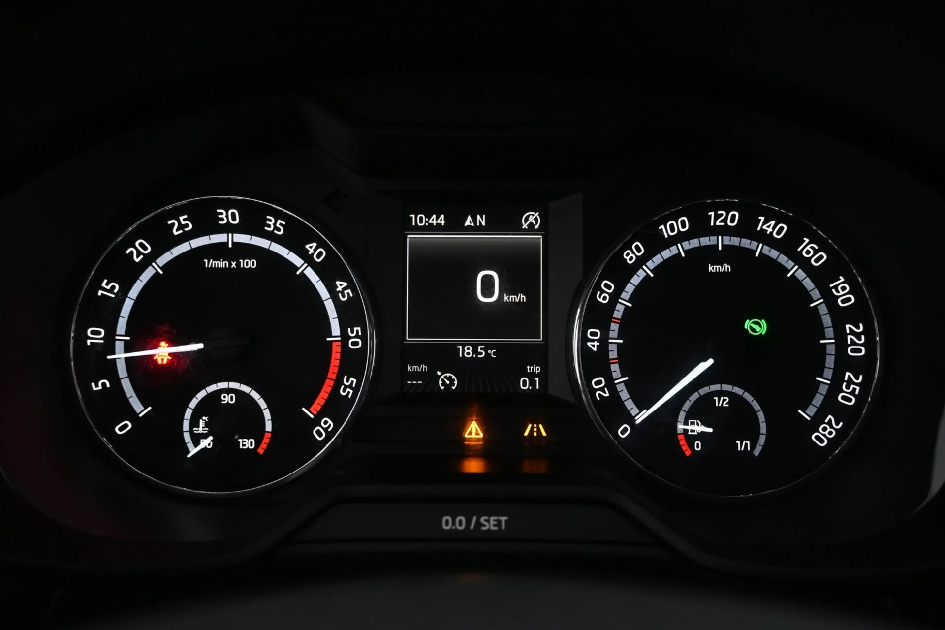 Car Image - 5iLkLB9NDhx3o2EfdumDFg