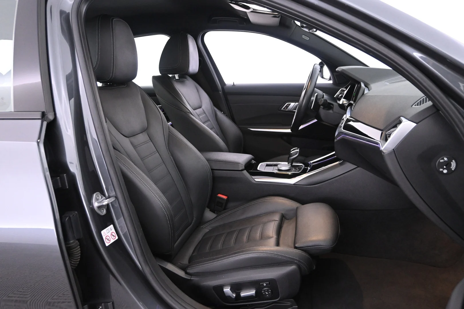 Car Image - 6uHjXw4PGQ9xa0PEtfsp8f