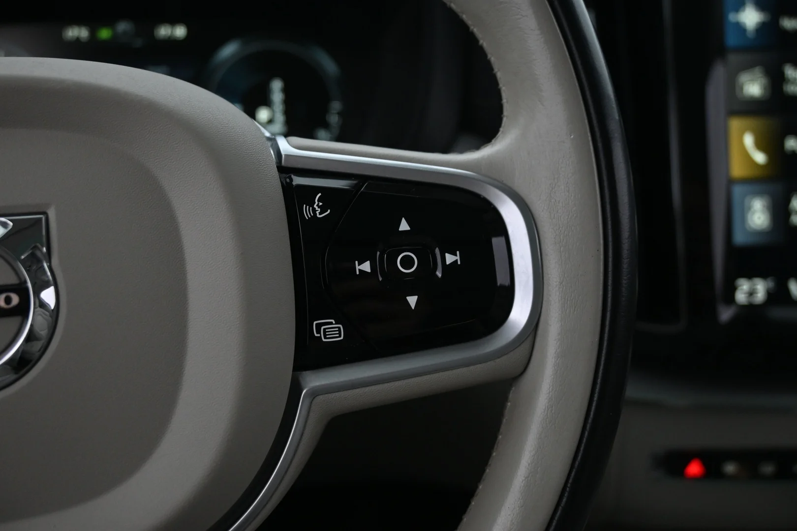 Car Image - 5i1MHzf5gnwxman9W0eGZn