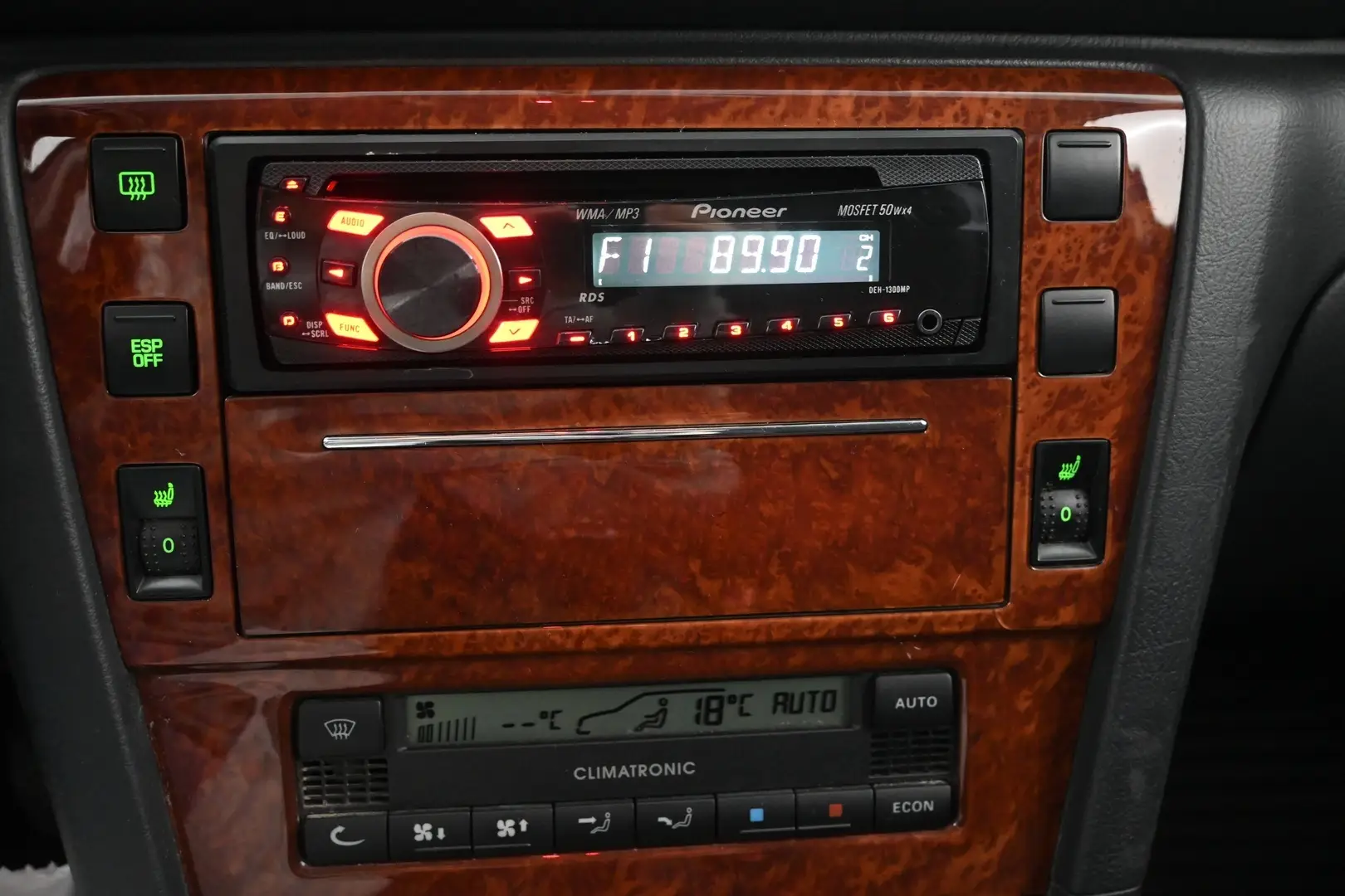 Car Image - 3P8L5yaBw9gZ9ePJKQHSRh