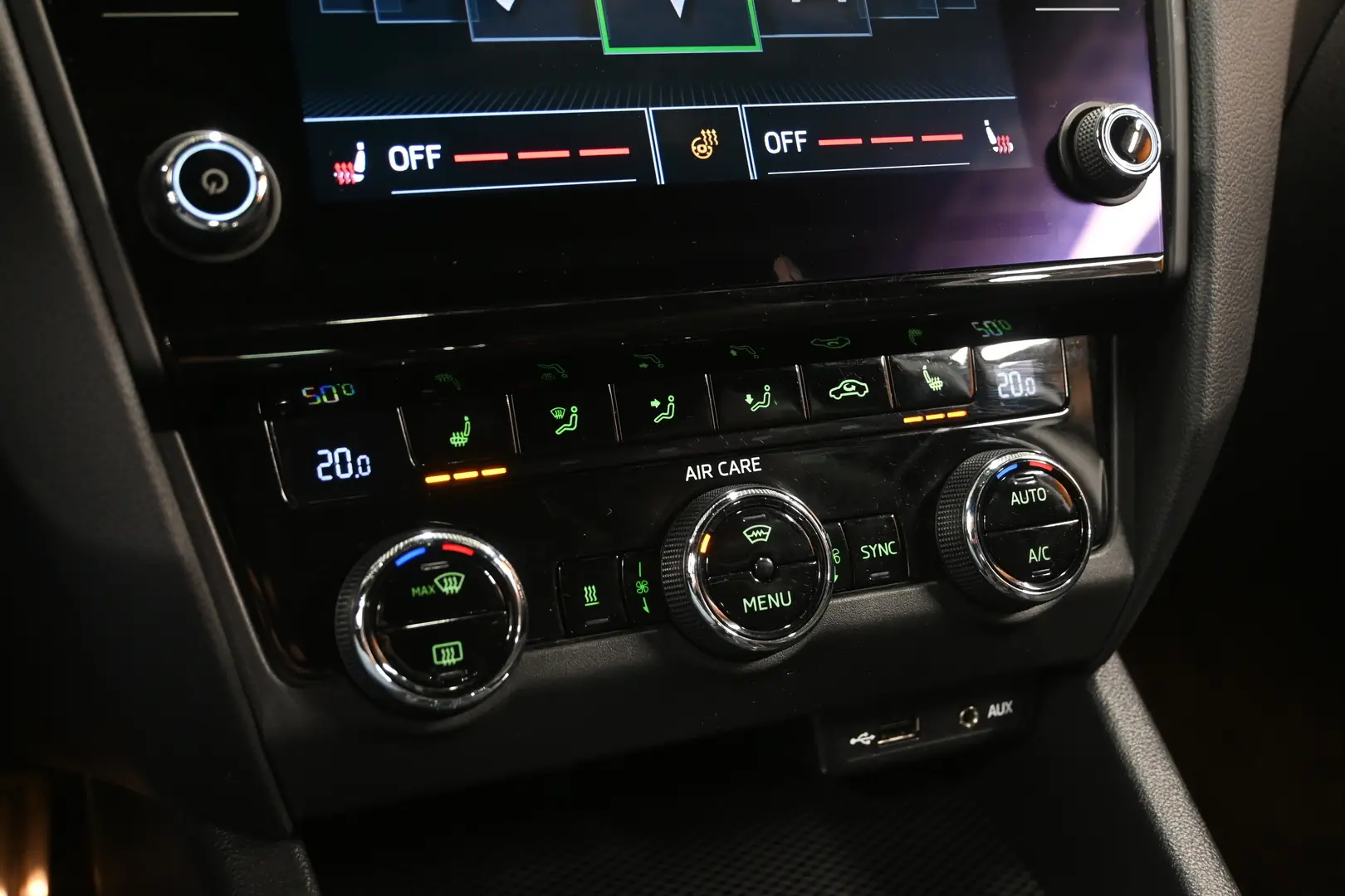 Car Image - 6Y2Ra4dwqqwawW1FA7KN50