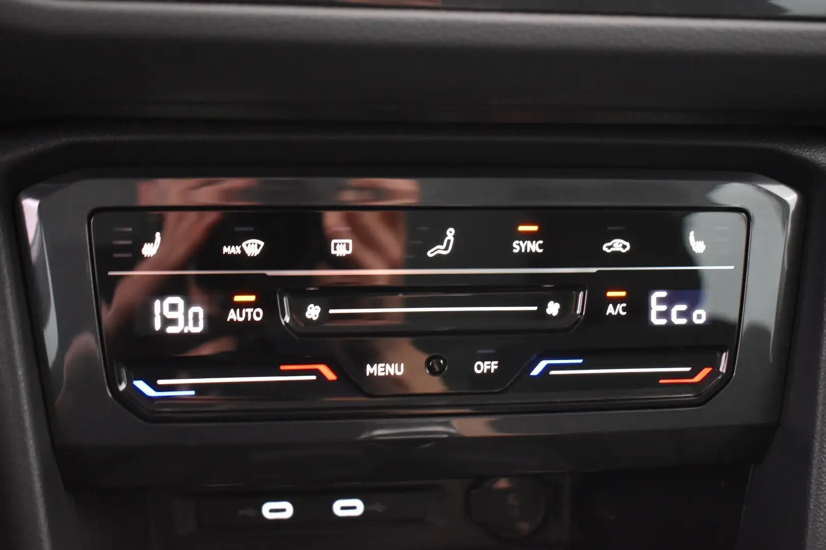 Car Image - 63ZOf69UNZl2ds5WPPQYP2