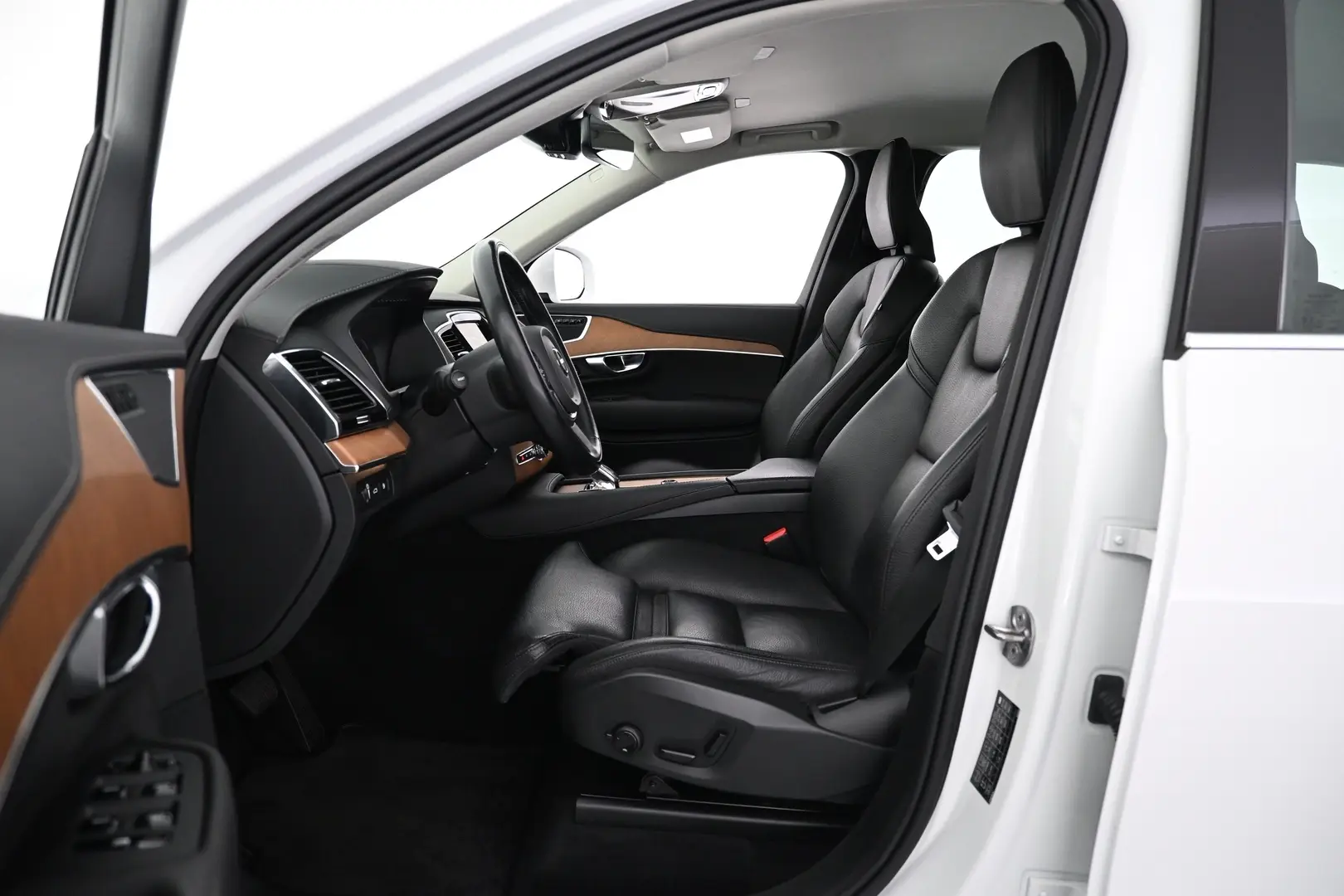 Car Image - 5qyLj4gXbXmKGYMWqBGLkk