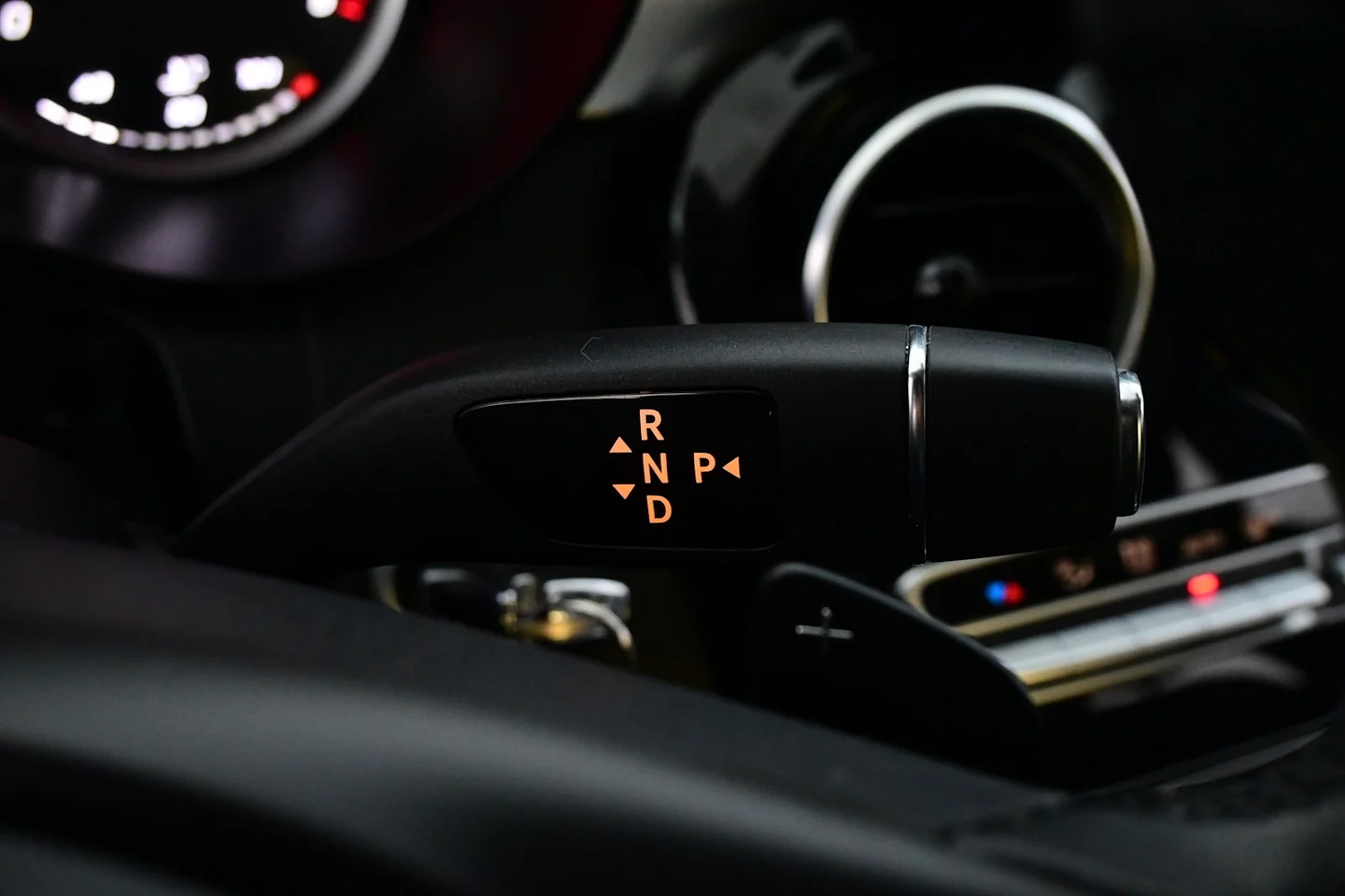 Car Image - 3nijoH3Uyk6cjw05FLzJx4