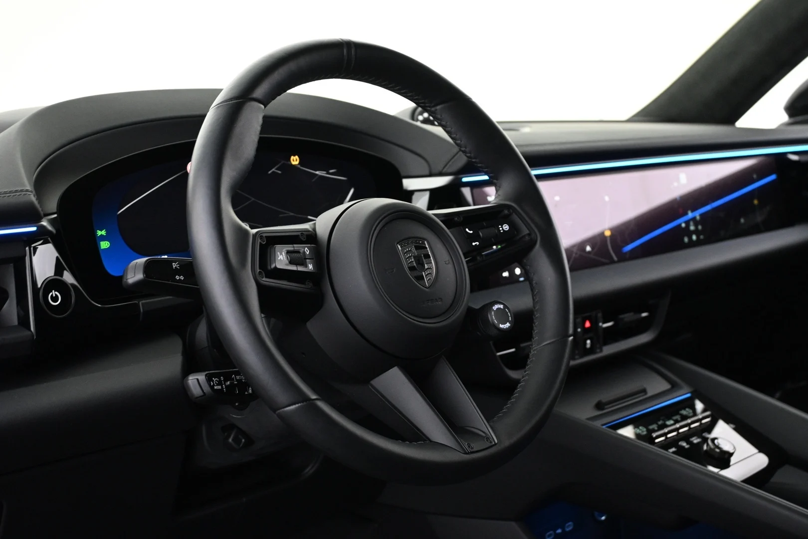 Car Image - FXashHBLS0IIsfvip1pRD