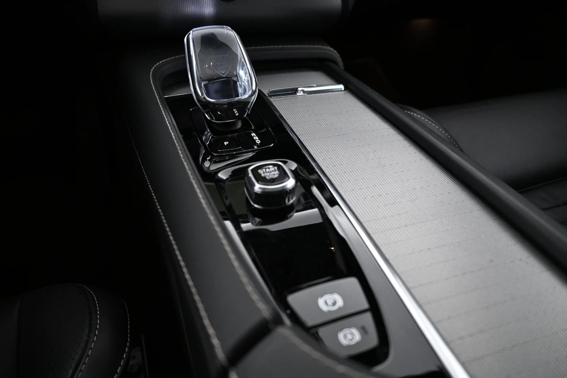 Car Image - 5MEOiK80Yao1MWfNh9WWi6