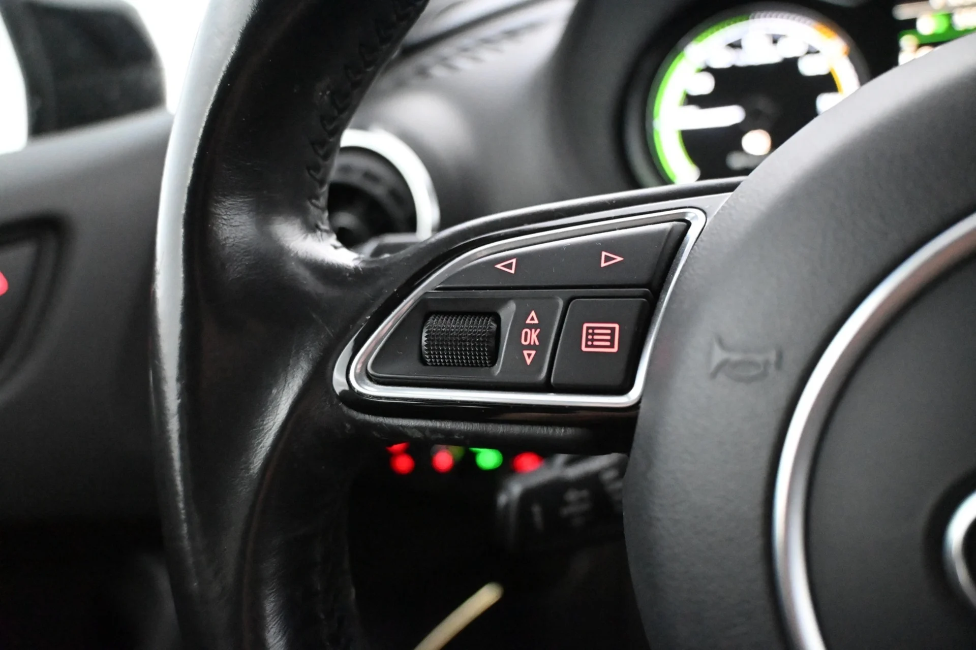 Car Image - 2T1Z4gp8GkD3vFnDovLffi