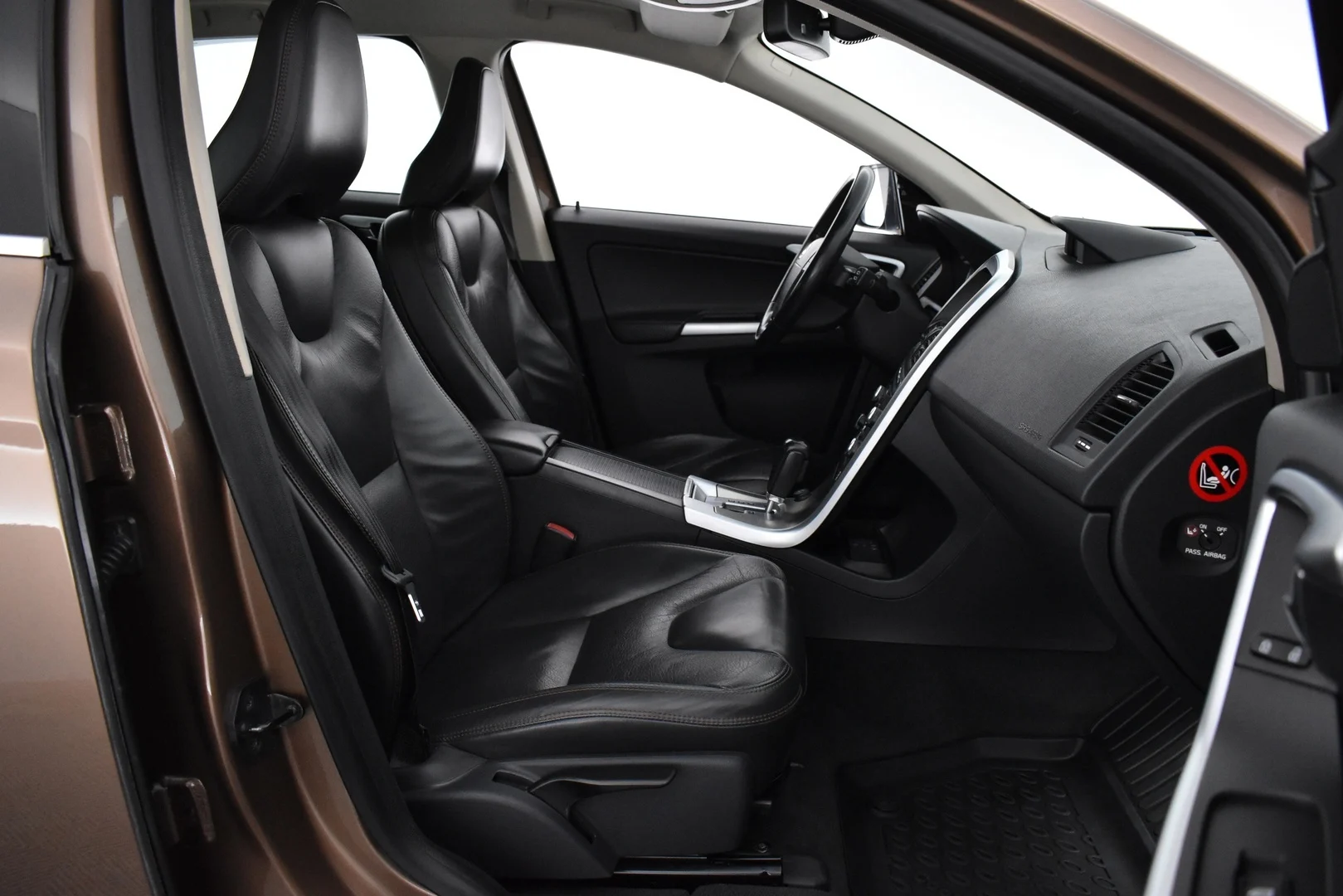 Car Image - 6yx4PC0leOzFzBO3UplpDW