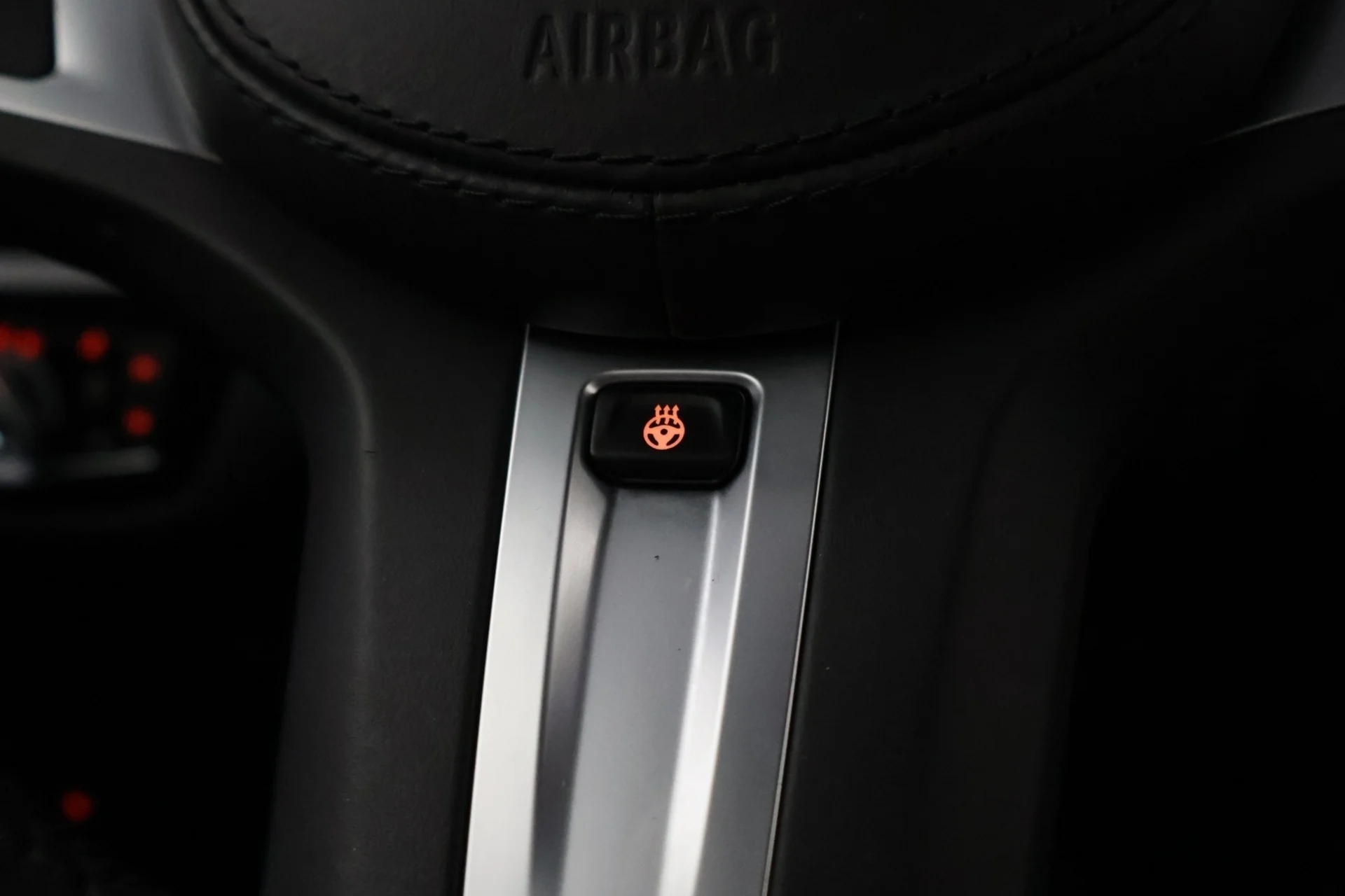 Car Image - 2SnU71N6OOf51jb8rGL6S9