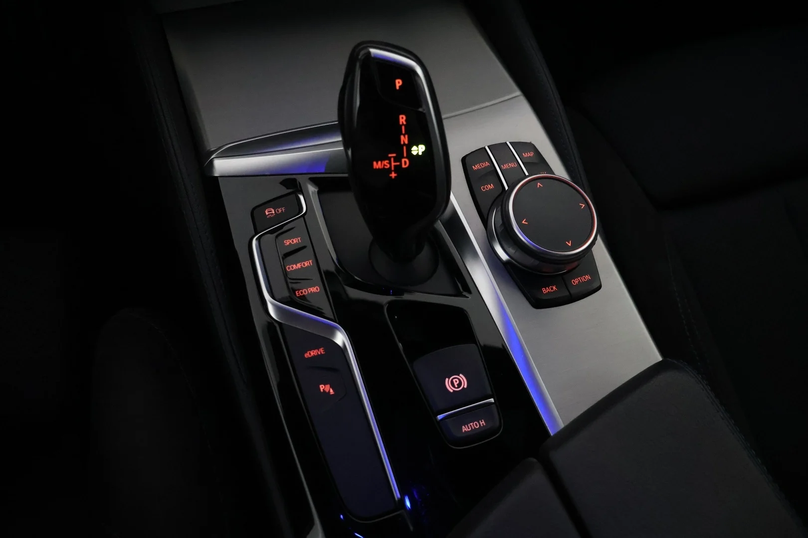 Car Image - 2SnU71N6OOf51jb8rGL6S9