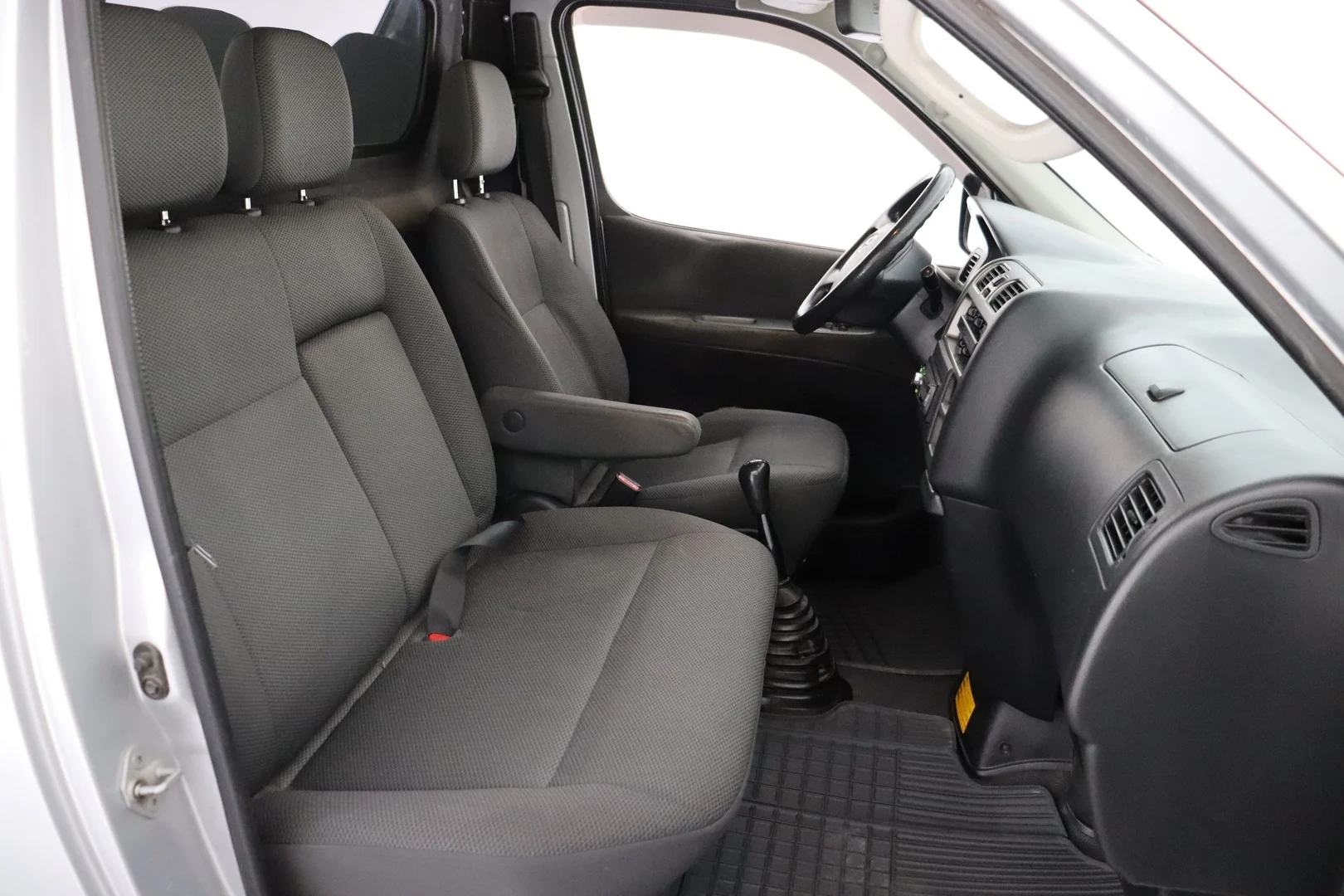 Car Image - 2zyiW8JMXP2tWW91u6NMuF