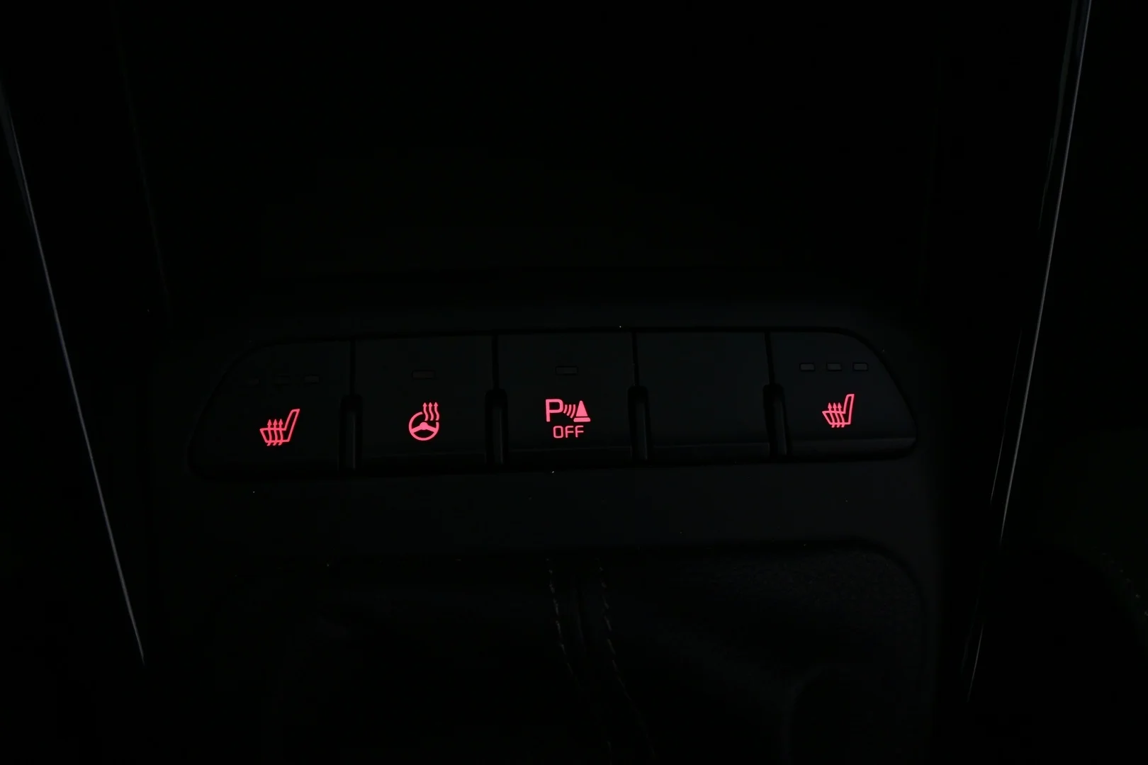 Car Image - 7wbJLCr8LBc0xv4eelHpNO