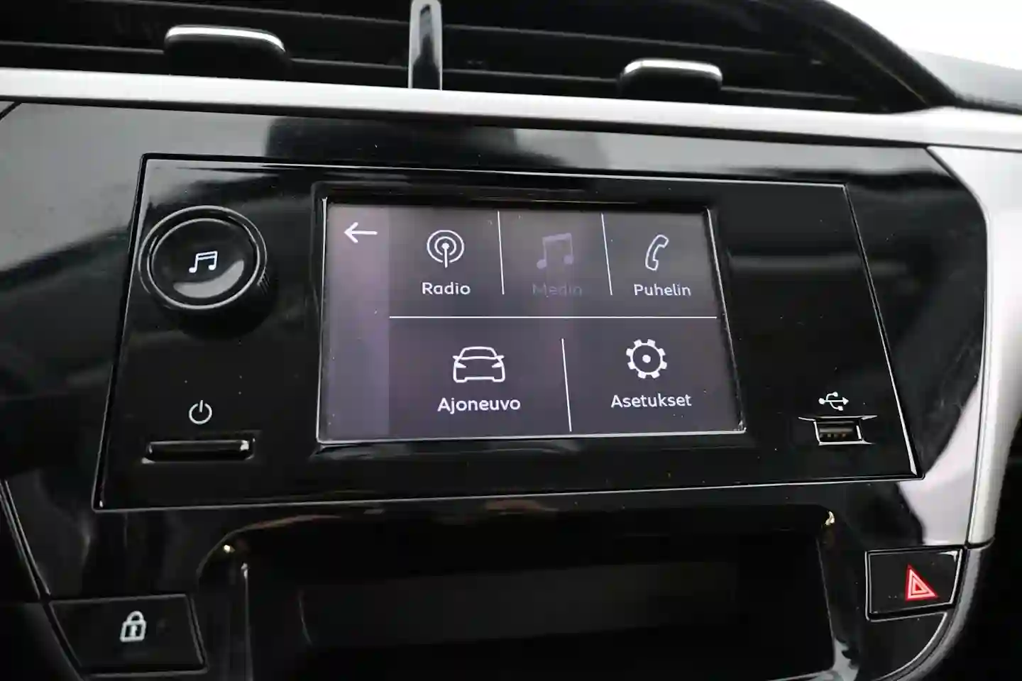 Car Image - 2B50P9udgfhTqeIofz3SJF