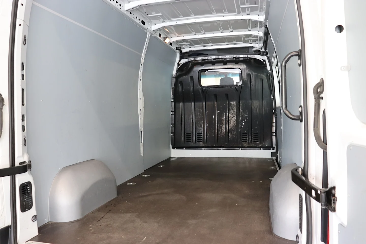 Car Image - 1CBIWZS41tBt1lTaZXTWwN