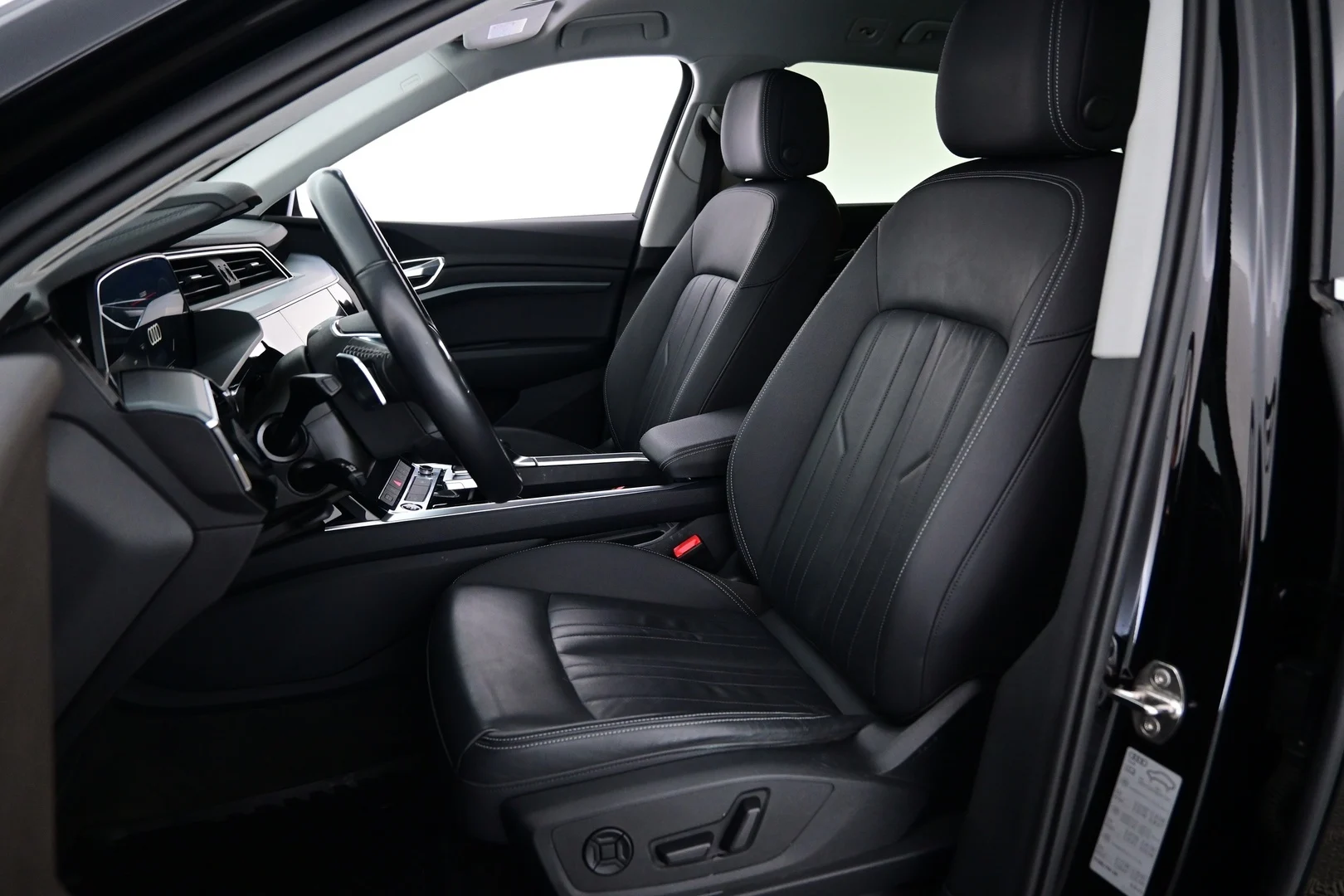 Car Image - 6FEfsSLIoWoCY0zl7QhUri