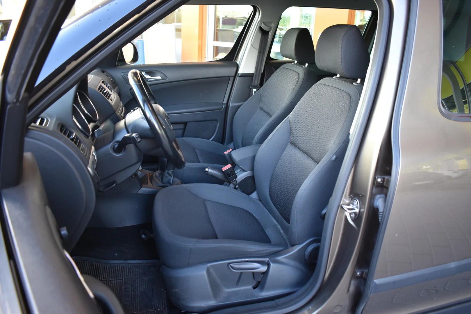 Car Image - 4D7vstPd5Yp0GEyVYMX1Tz