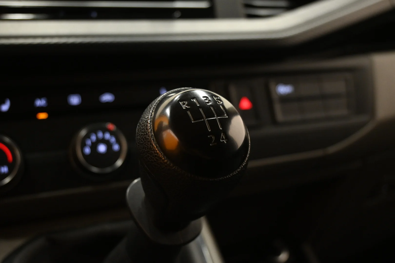 Car Image - 7rH6qXUgBX1ot3dBGddelZ