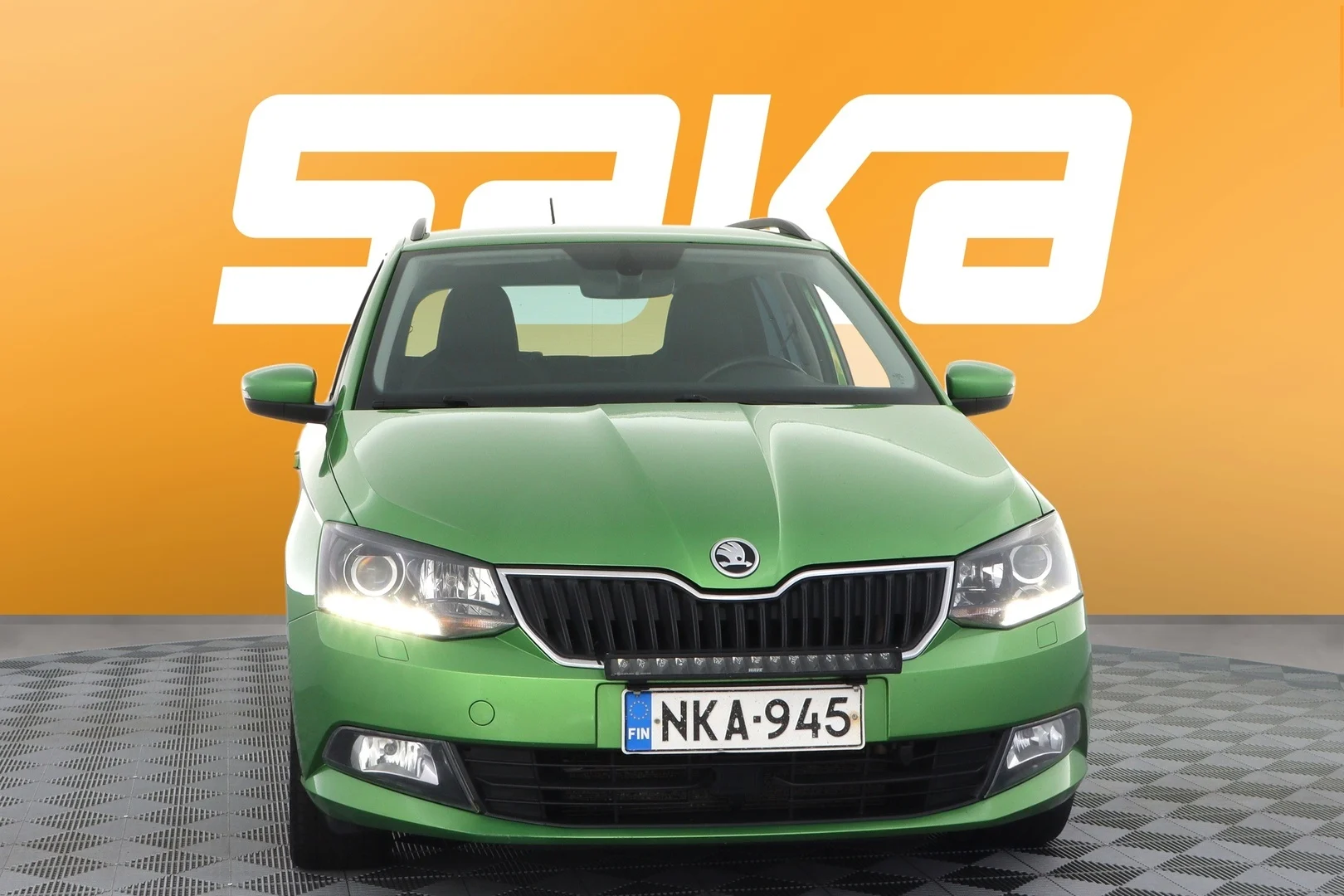 Car Image - 6lhMznVs6TXX85L2XpKu4Q