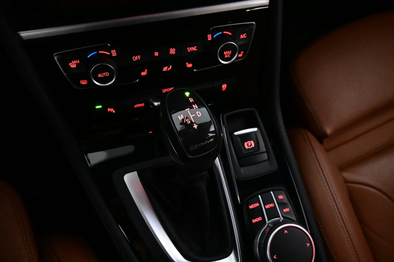 Car Image - 3hJqD85UuaIUzOaCclX7D4
