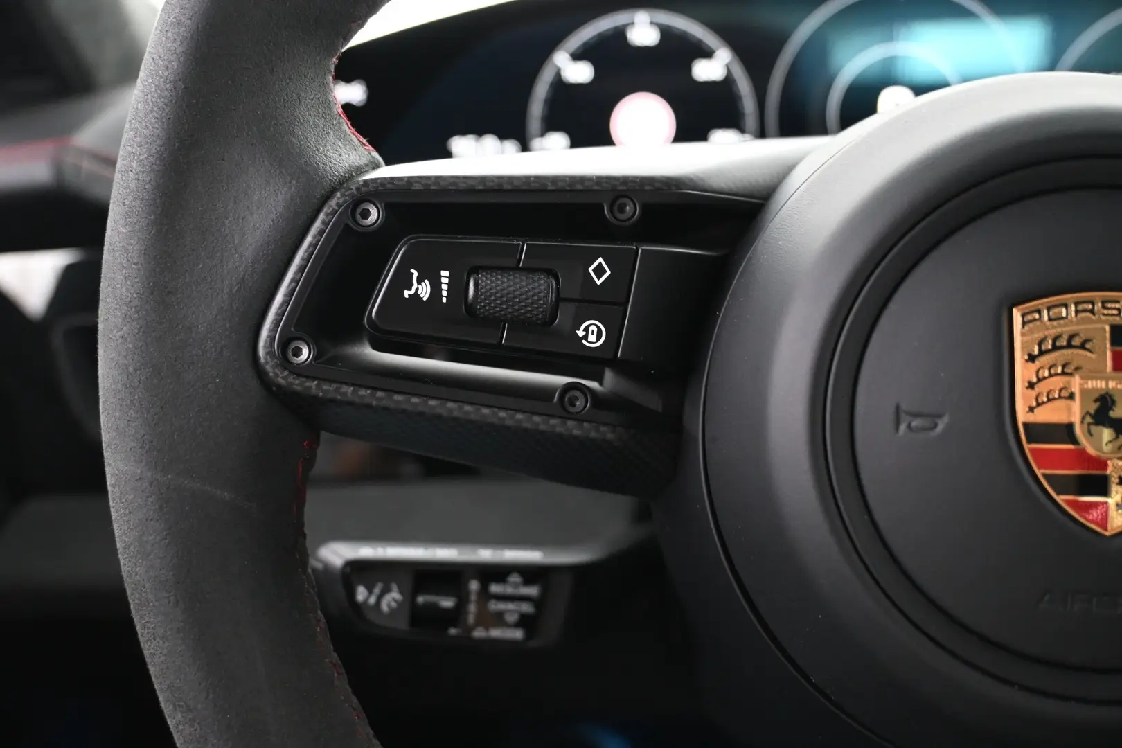 Car Image - kpB1jGFLBpo0TmjIIVQR7