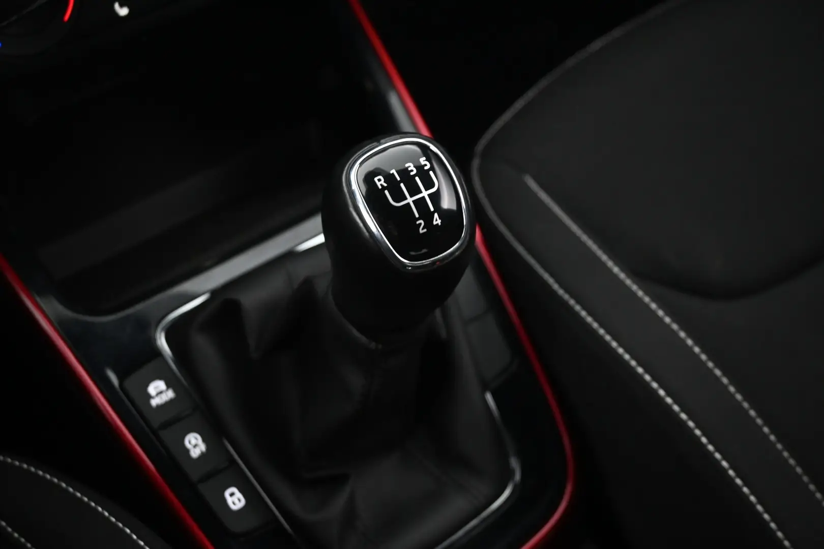 Car Image - 3NhoNcEnXymqNyLQWg5Ozx