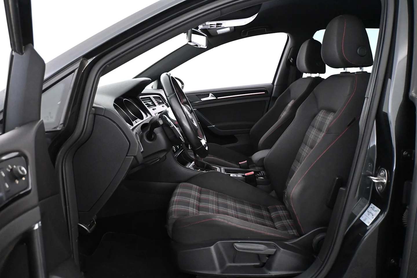 Car Image - 1wJP2msqDKsOwHeaygsZVn