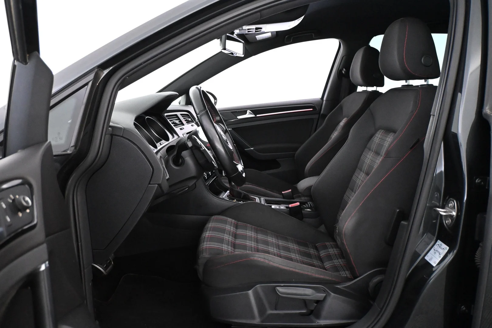 Car Image - 1wJP2msqDKsOwHeaygsZVn