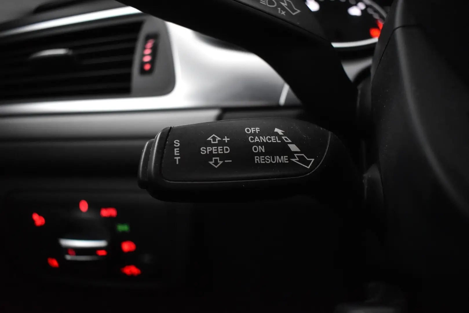 Car Image - s3t8kQRC9e63L09X03sxk