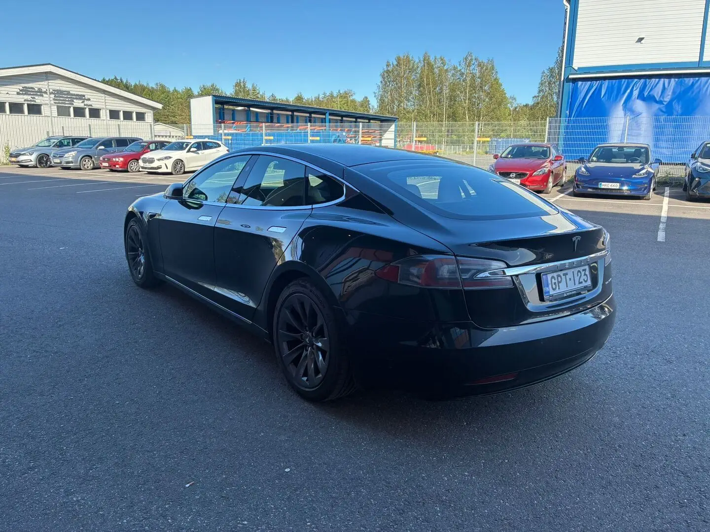 Car Image - 2Lr8CeZmtpVkgGQU6p3hU3