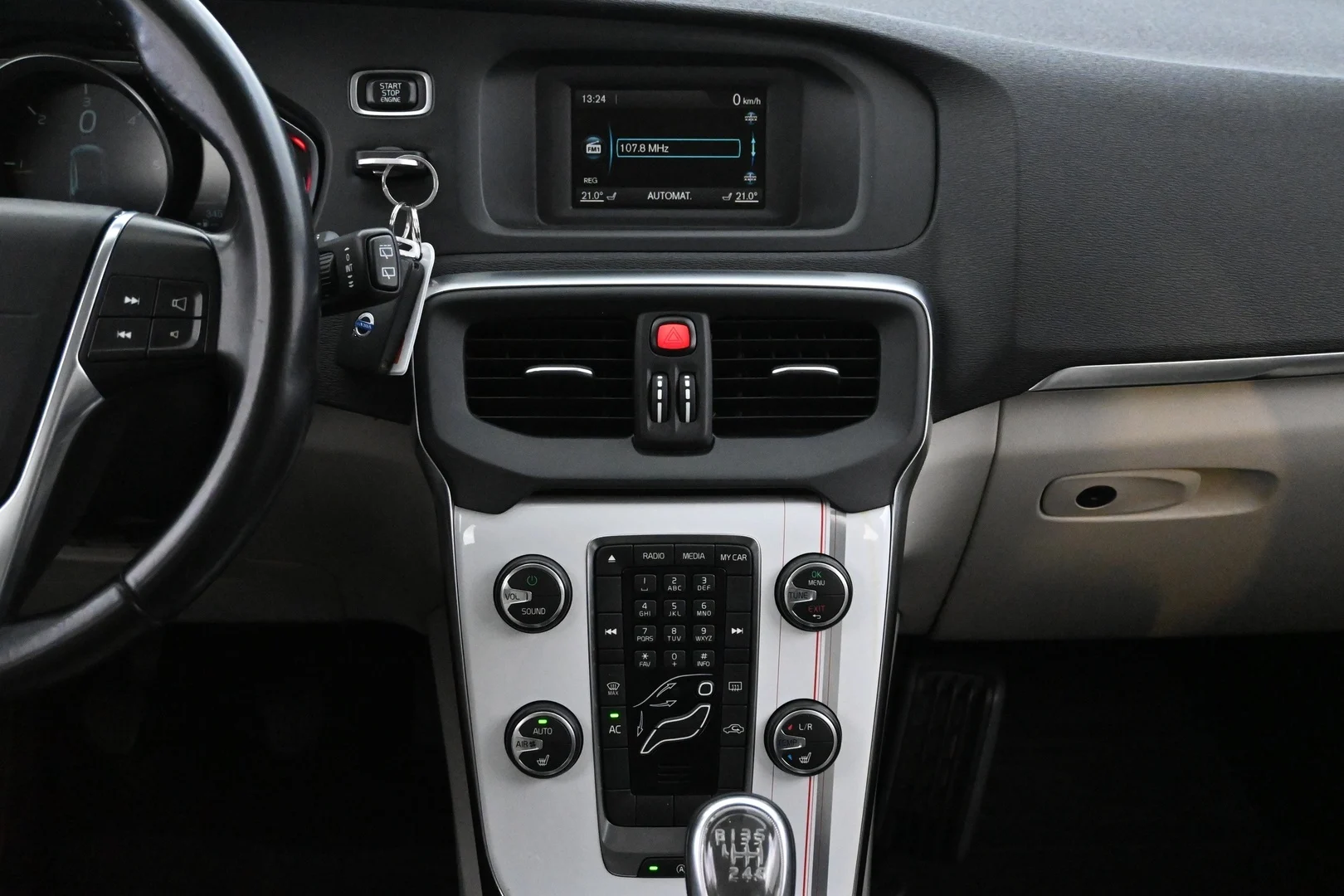 Car Image - 5XeG6iJOUp8P5FSWzCumyr
