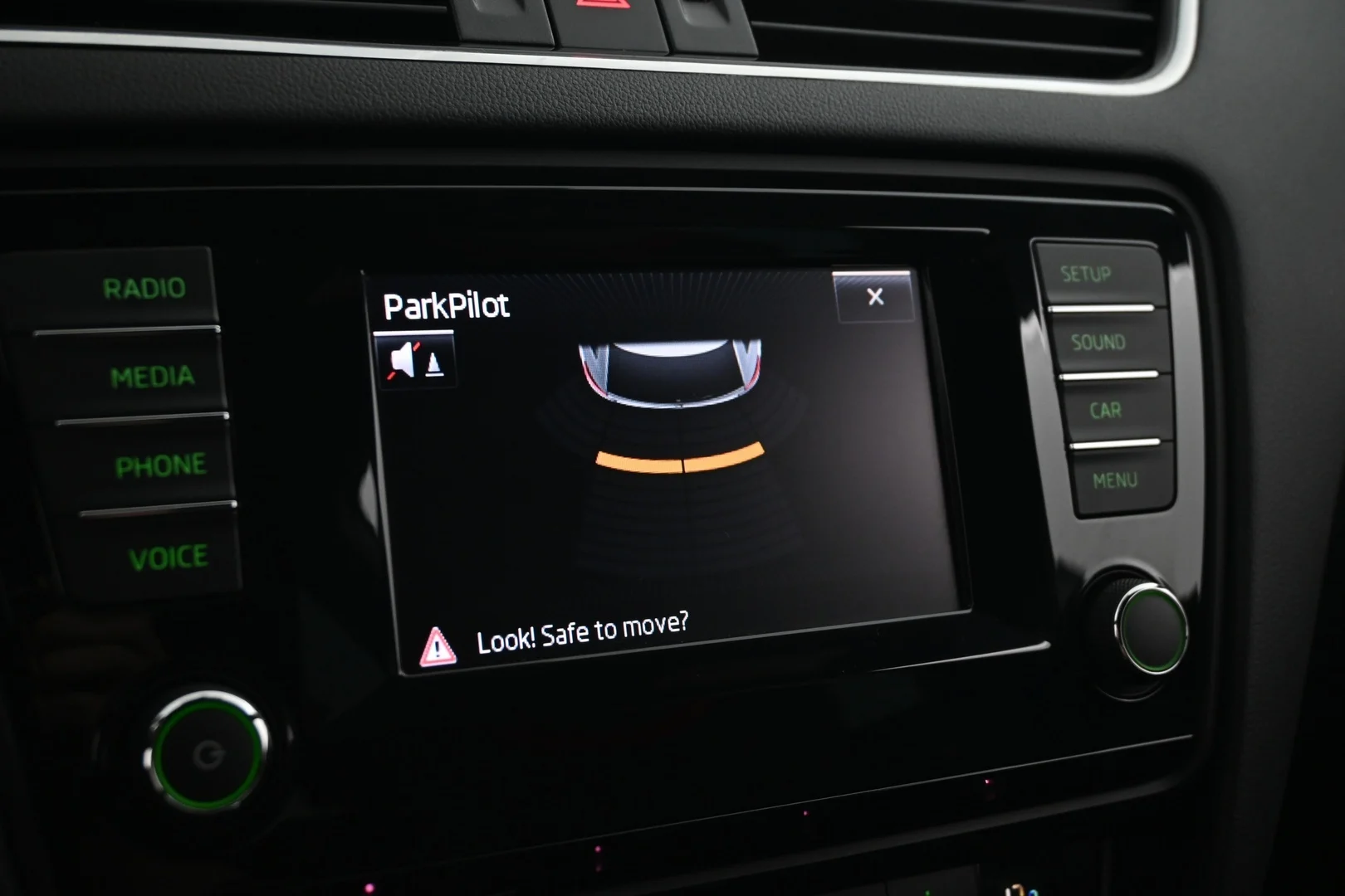 Car Image - 3nLcbABuxMs0LBI3vMCCVB