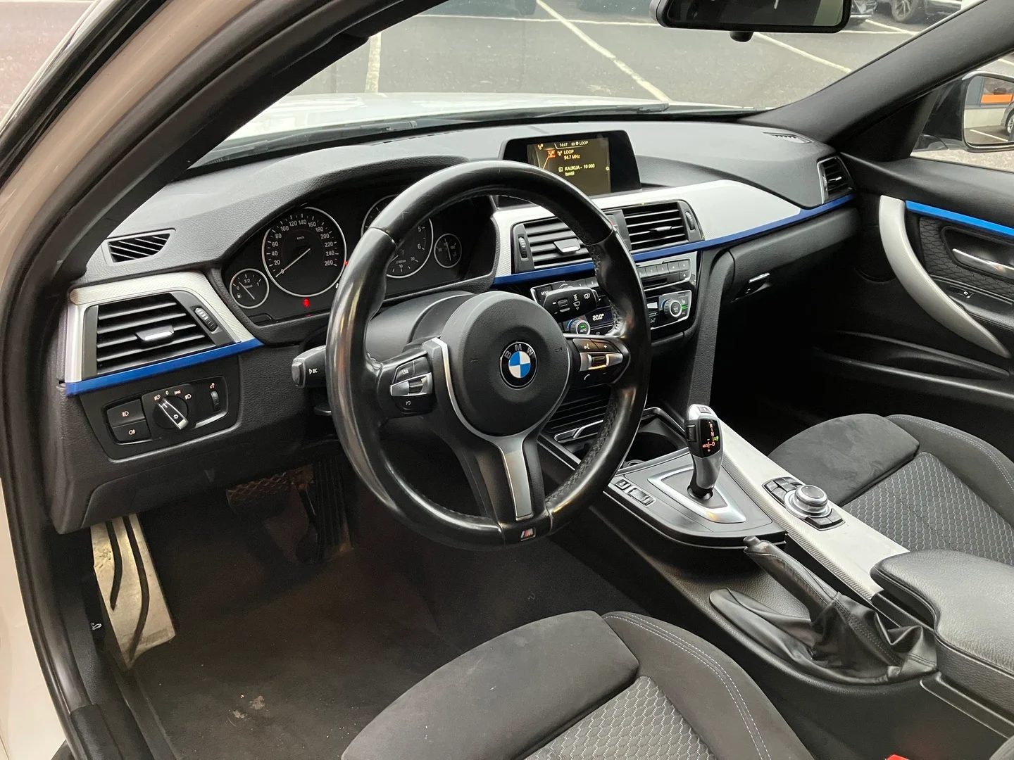 Car Image - A8JHD0vALgZXT3fYrqtQp