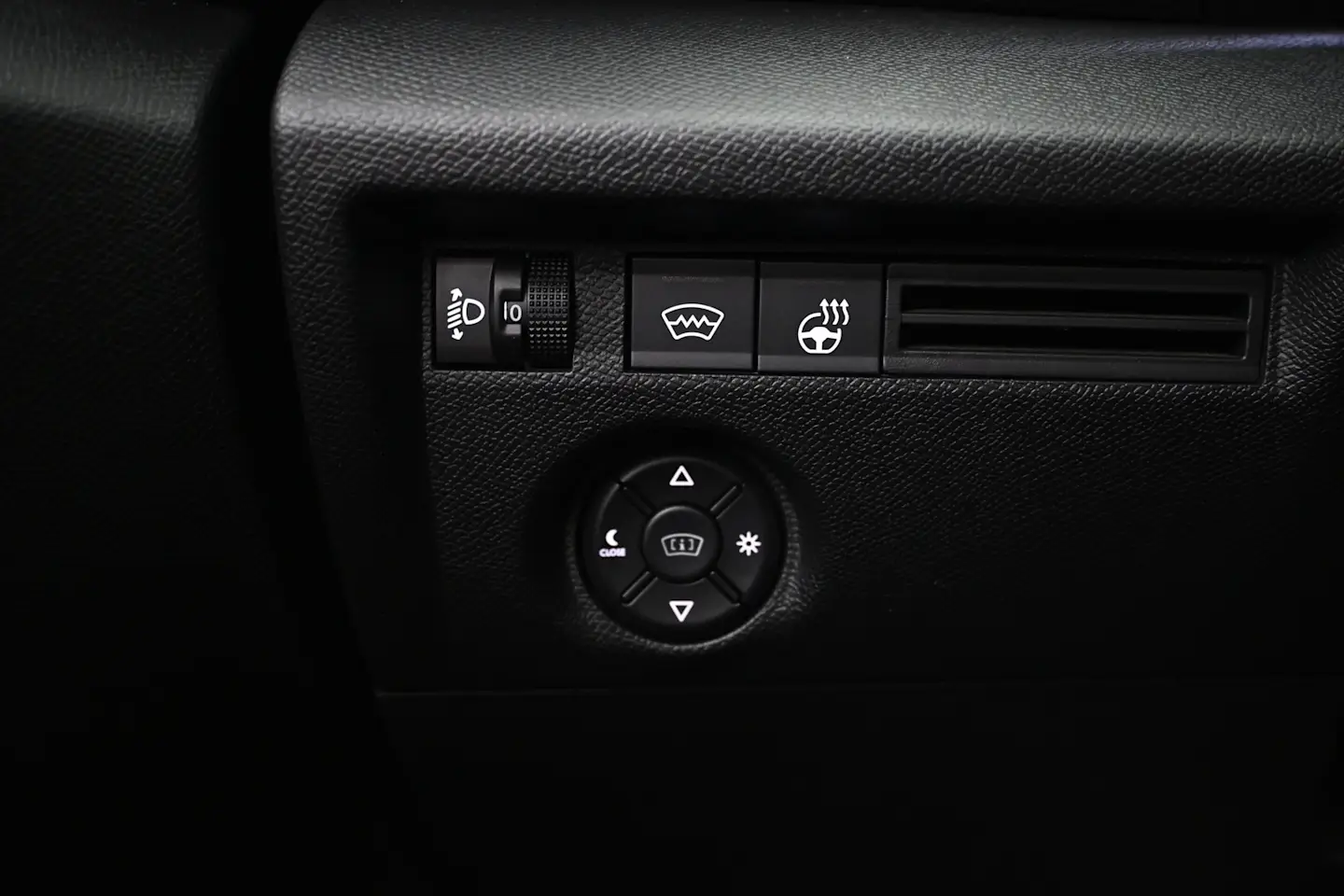 Car Image - 7fsb9FUQ3vSwmho0RvmZ9